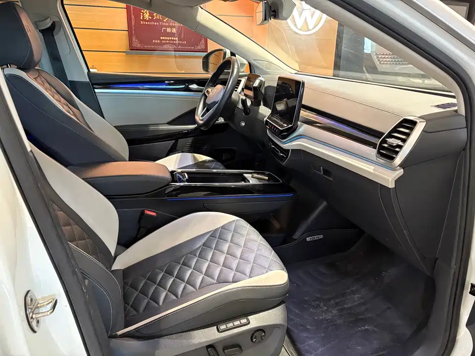 Volkswagen ID.6 CROZZ