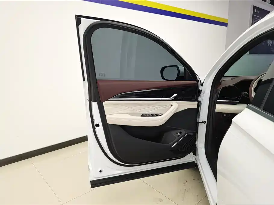Geely Monjaro