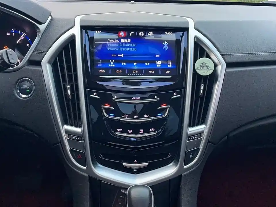 Cadillac SRX