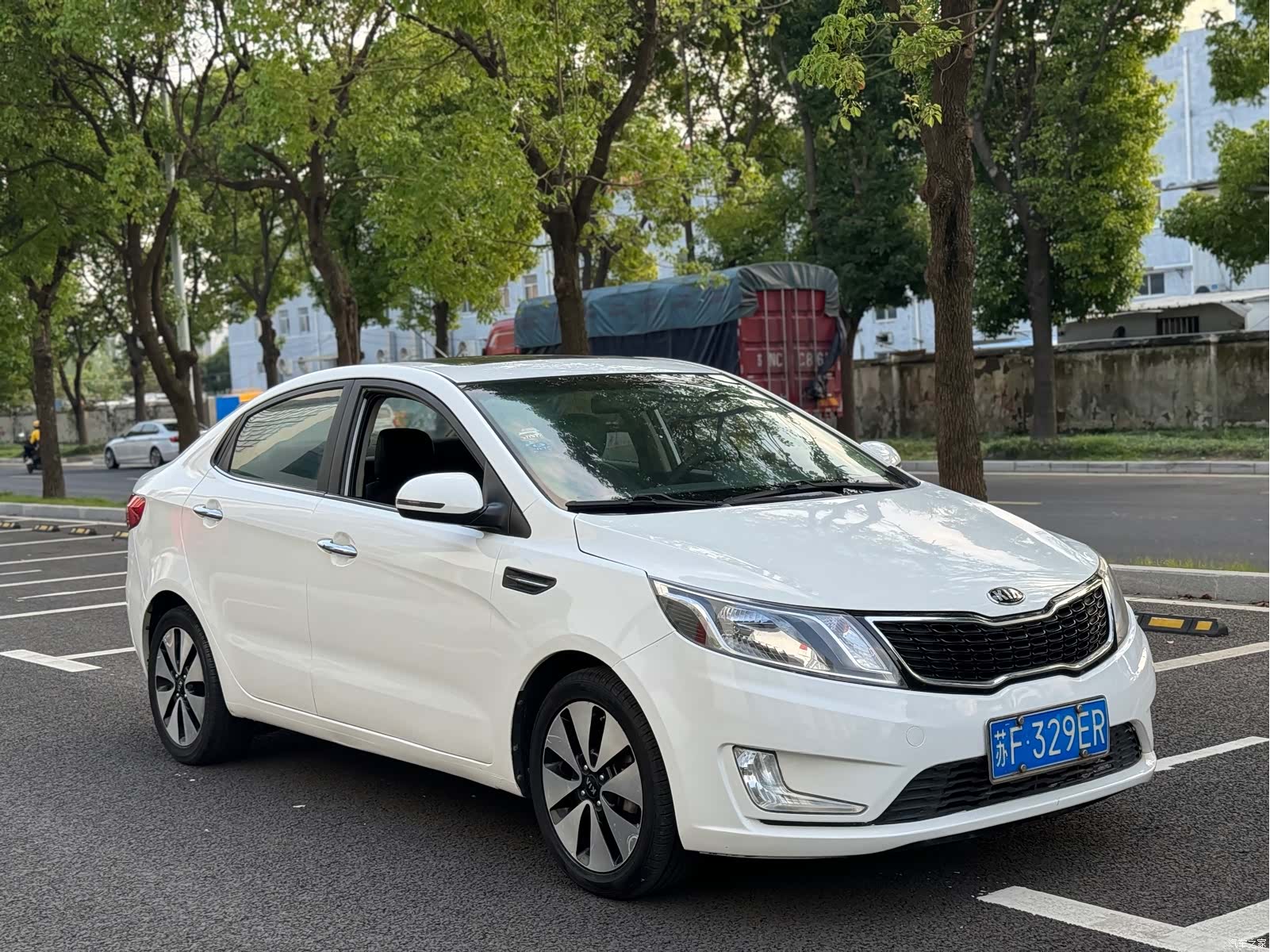 Kia K2, 2013 3