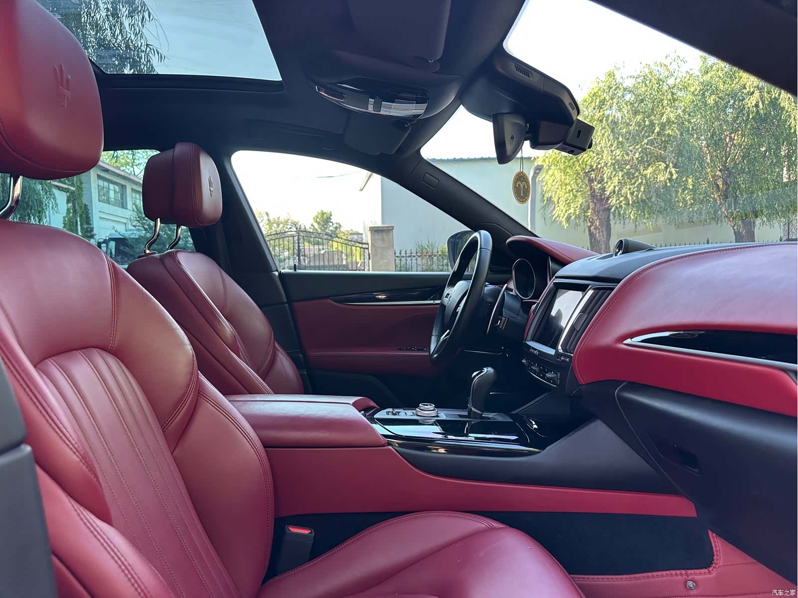 Maserati Levante, 2017 22