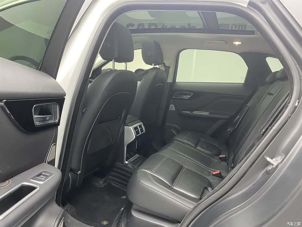 Jaguar F-PACE, 2017 25