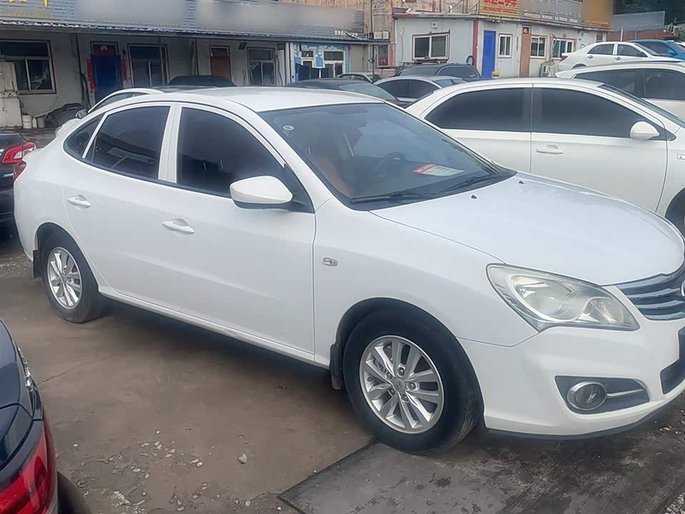 Hyundai Yuedong