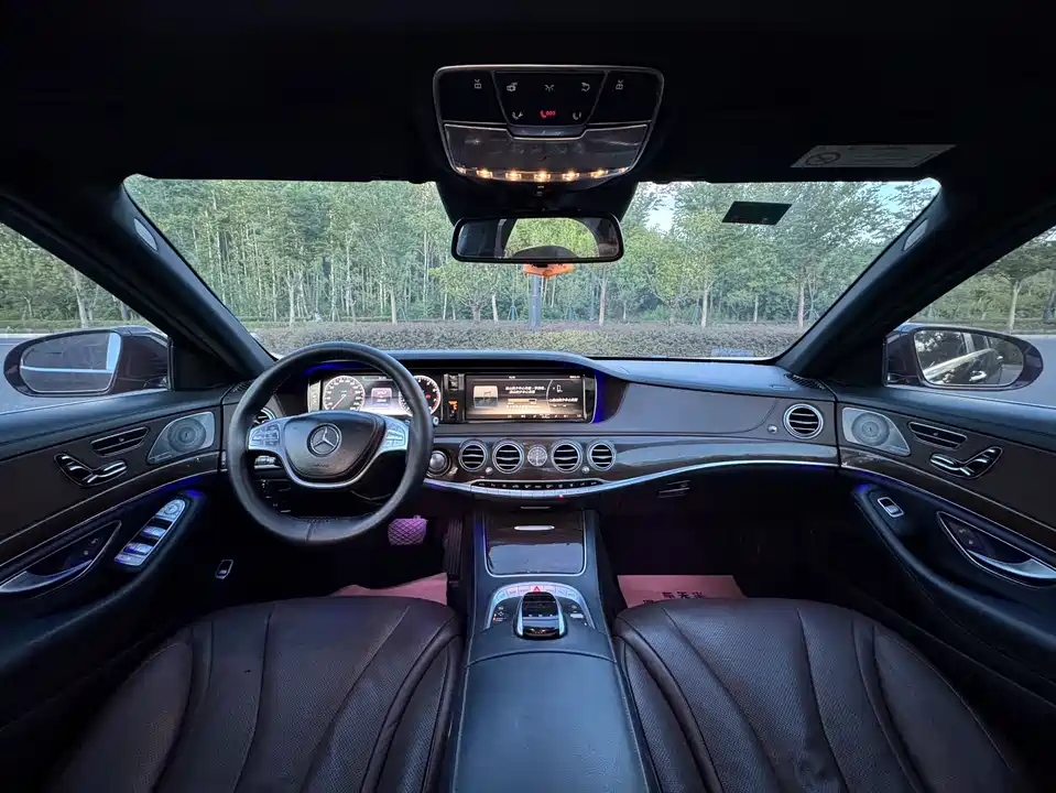 Mercedes-Benz S-class Mercedes-Benz S-class