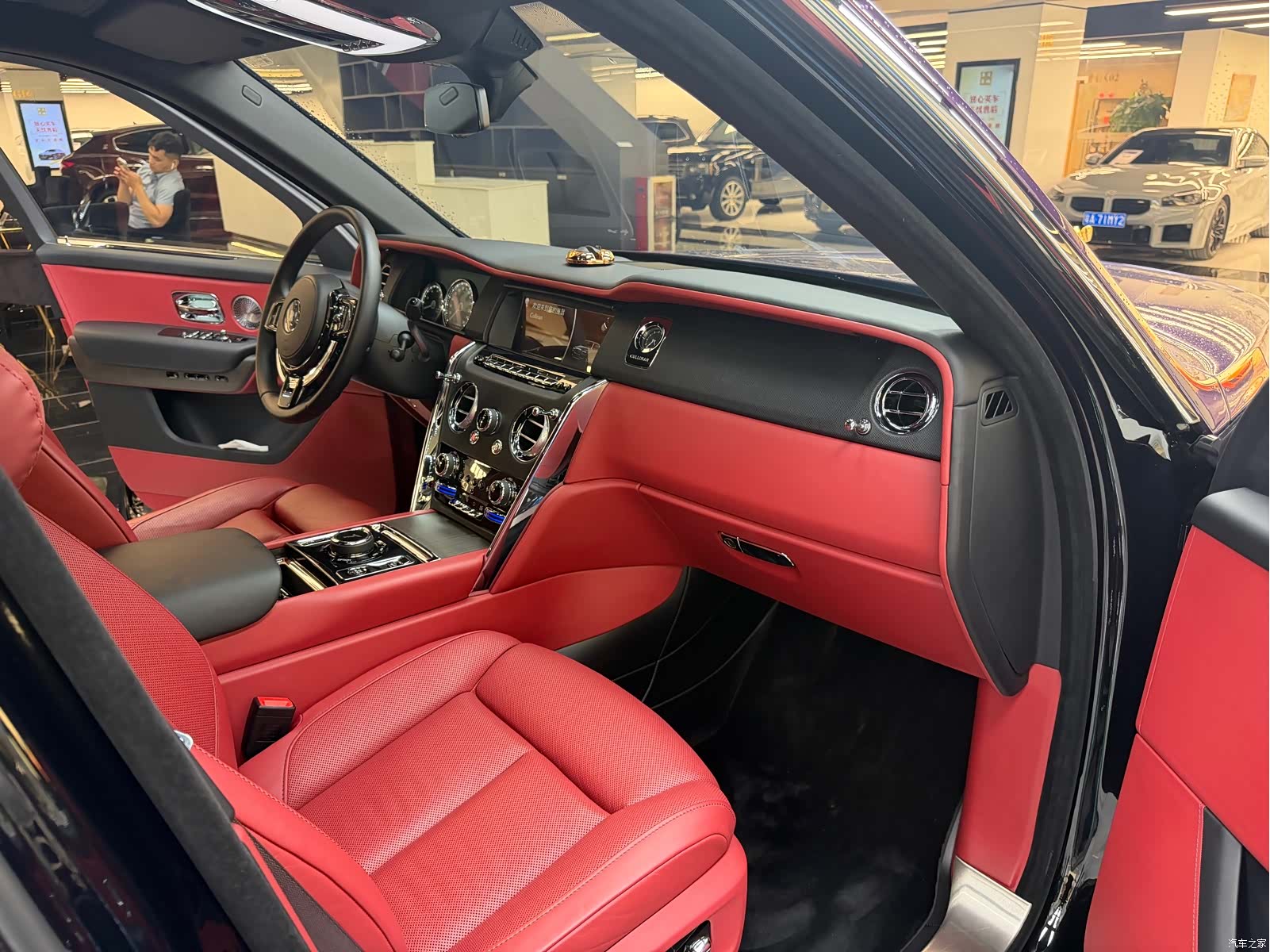 Rolls-Royce Cullinan, 2019 10