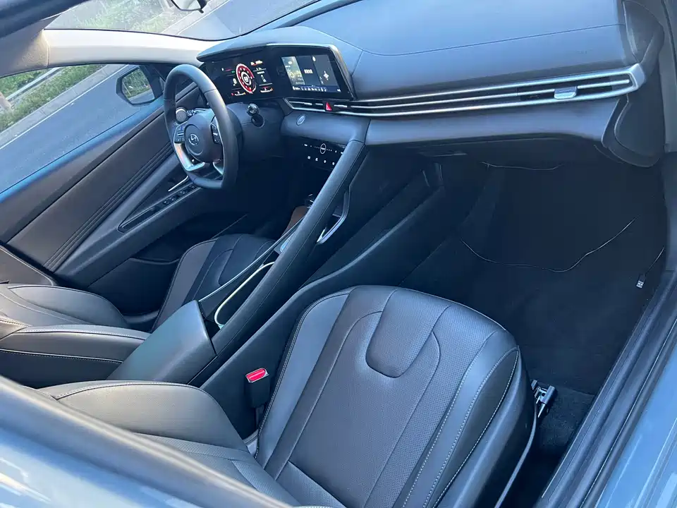 Hyundai Elantra Hyundai Elantra