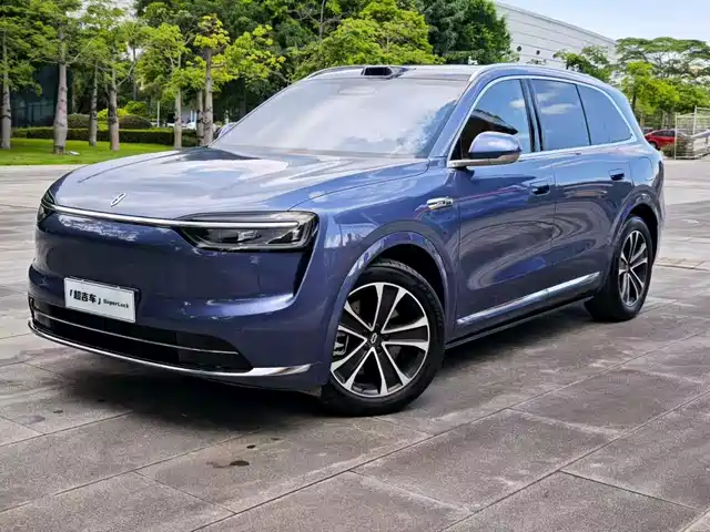 AITO M7 2025 — купить из Китая под заказ