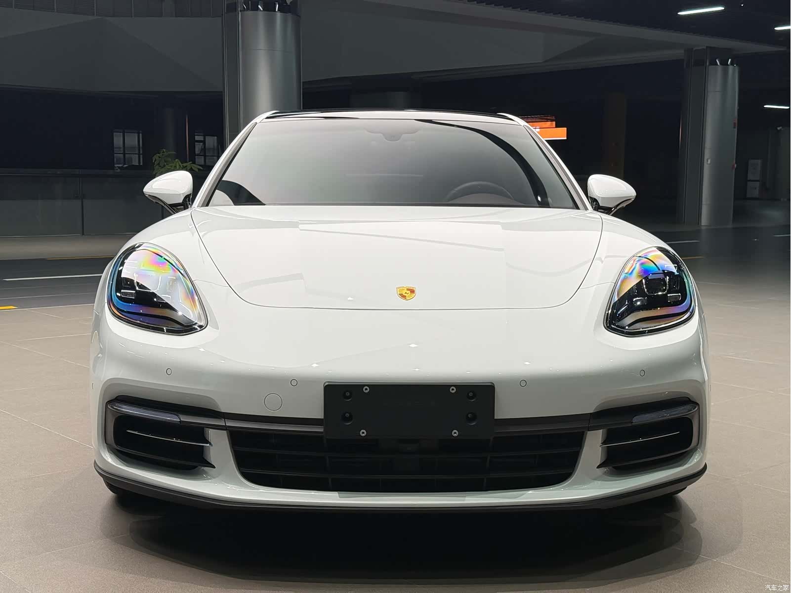 Porsche Panamera, 2018 2