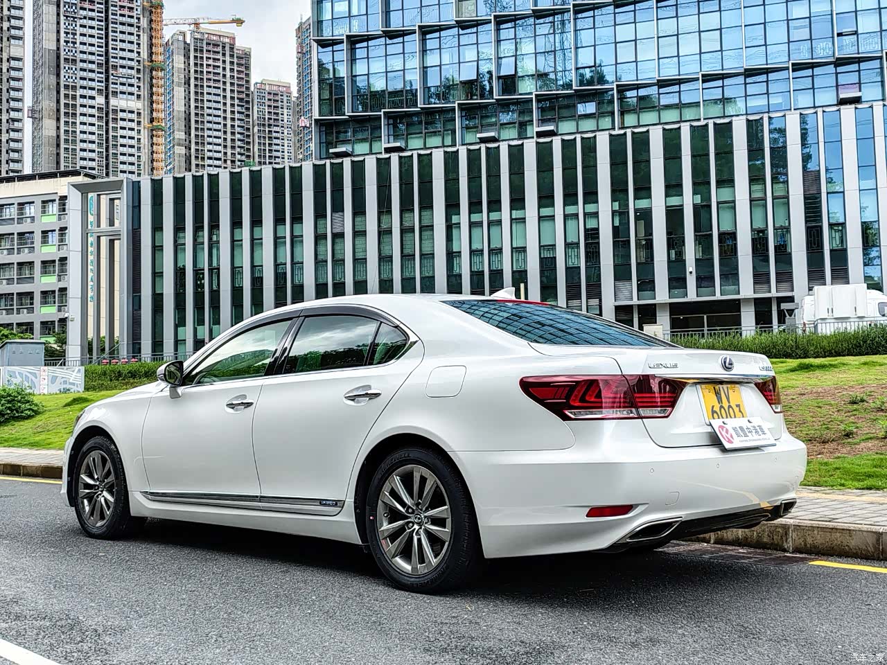 Lexus LS, 2021 12