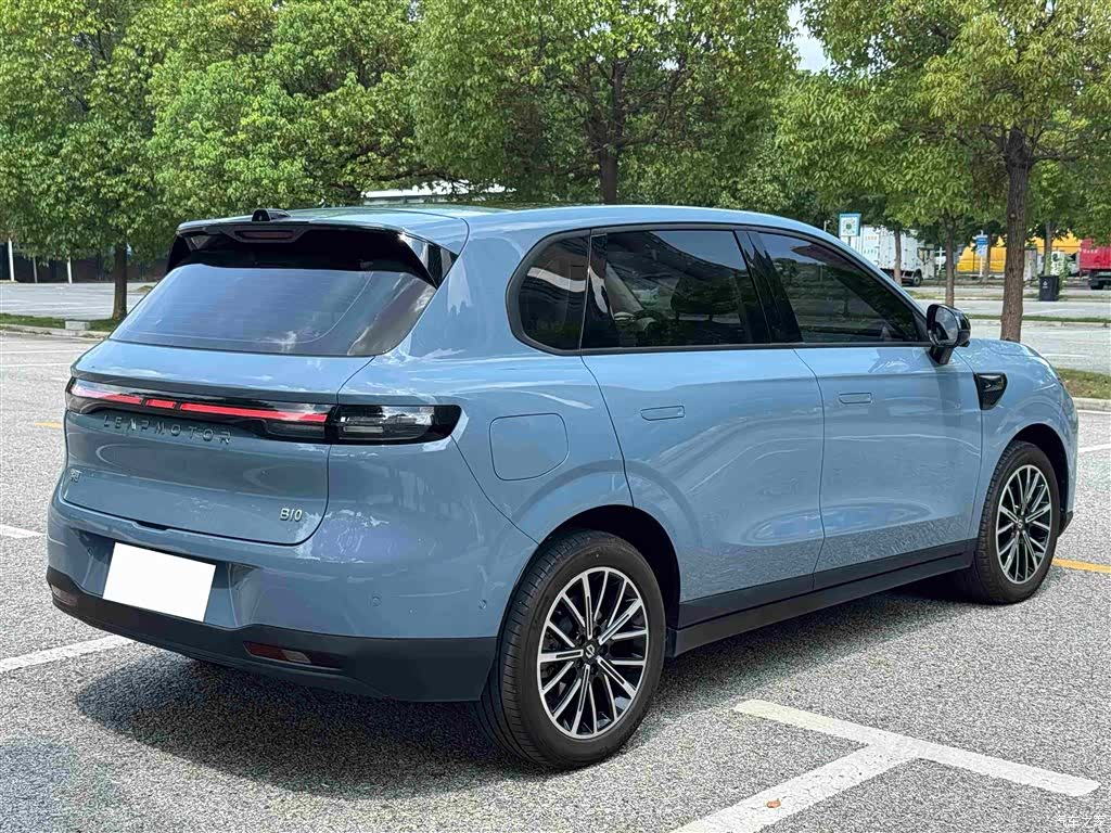 Leapmotor B10, 2025 11