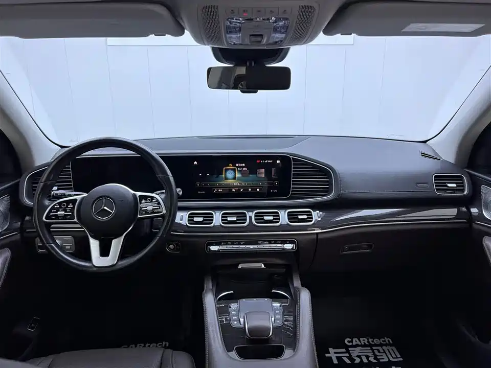Mercedes-Benz GLE Mercedes-Benz GLE