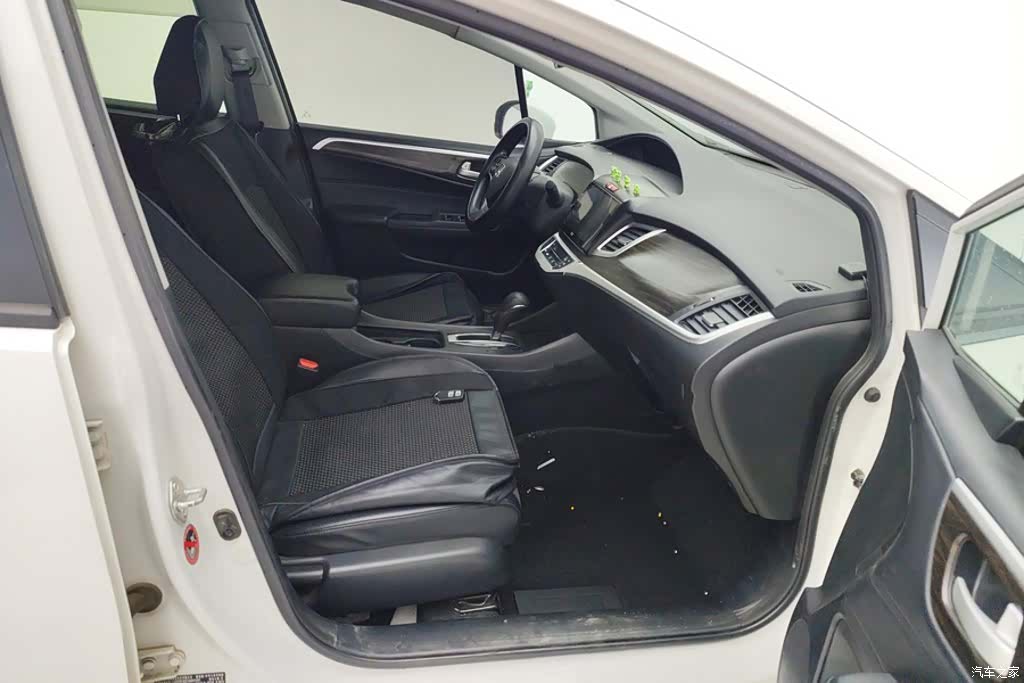 Honda Jade, 2018 8