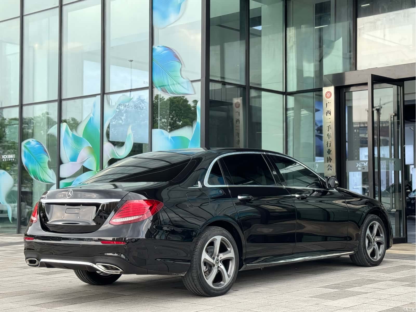 Mercedes-Benz E-Class, 2018 12