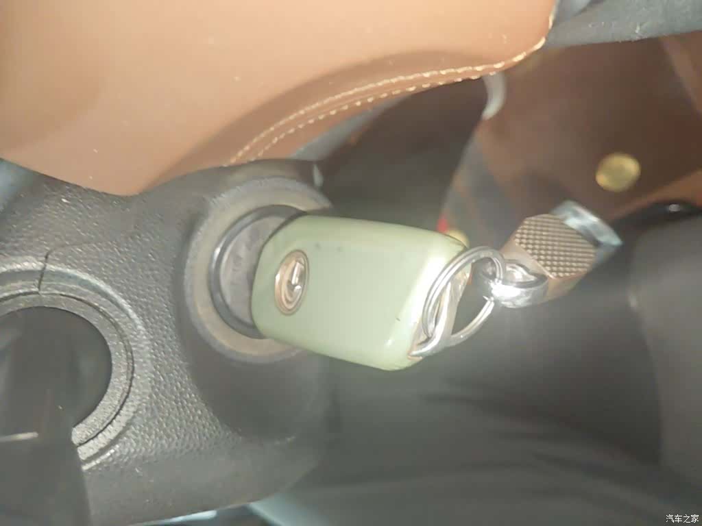 BAIC Q35, 2019 9
