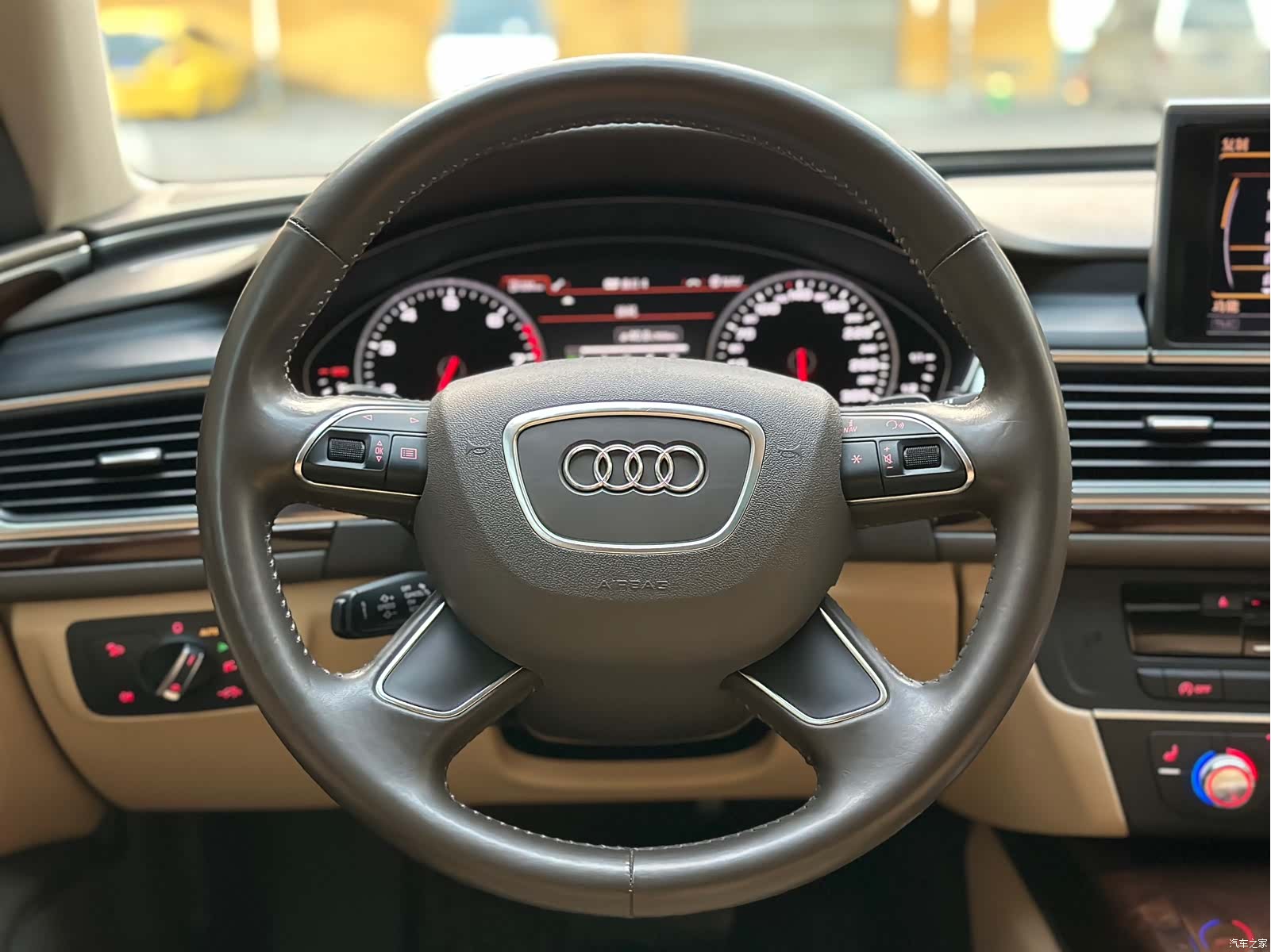Audi A6L, 2012 21