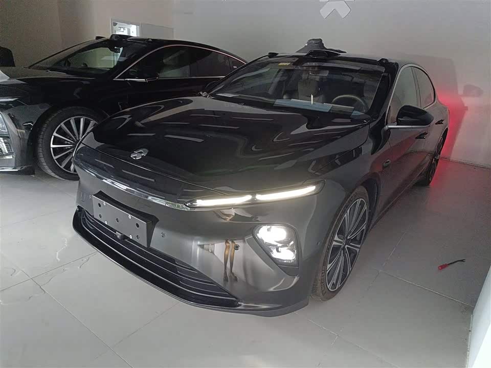 NIO ET7