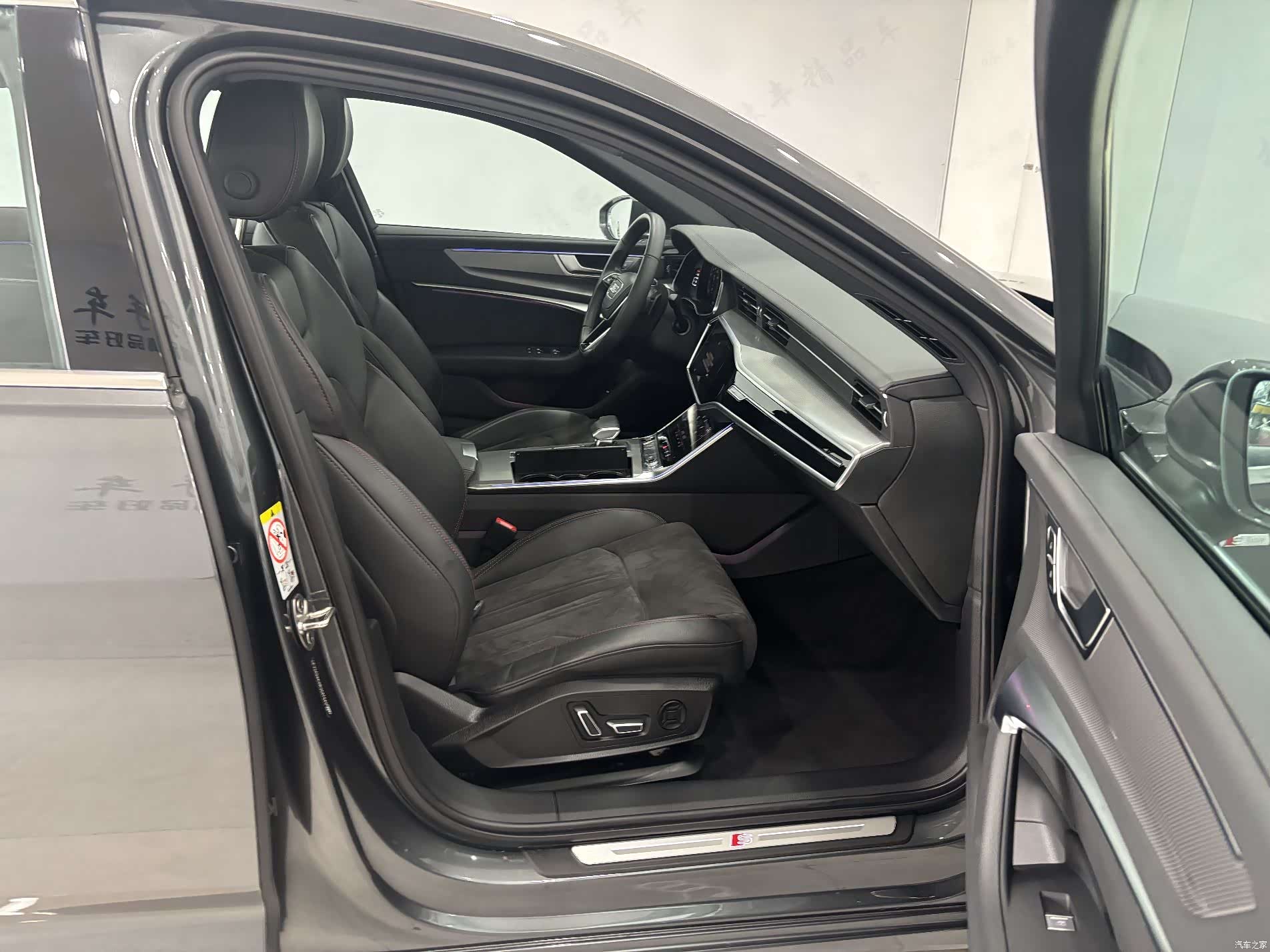 Audi A6L, 2024 27