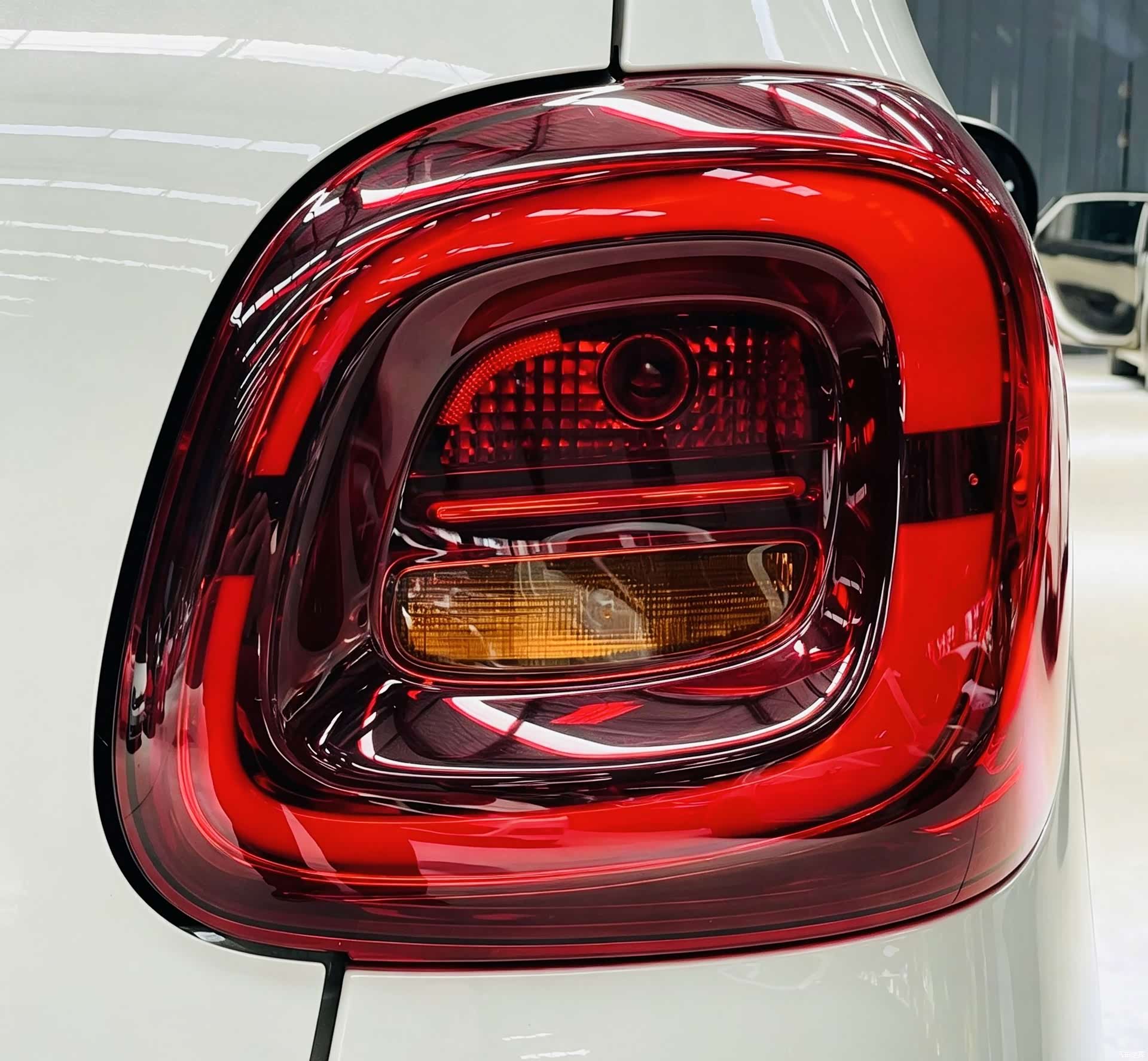 Wuling MINIEV, 2025 11