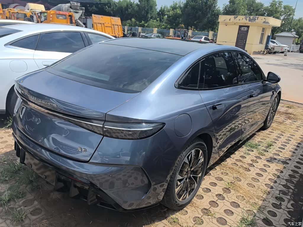 BYD Seal, 2023 7