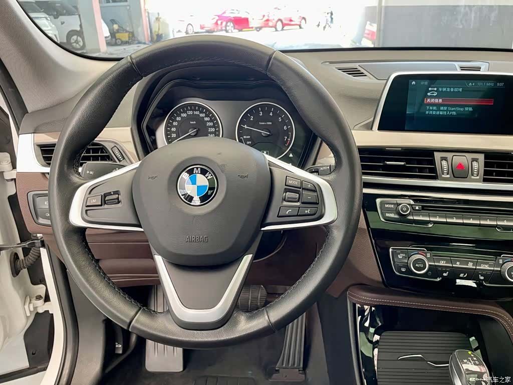 BMW X1, 2018 13