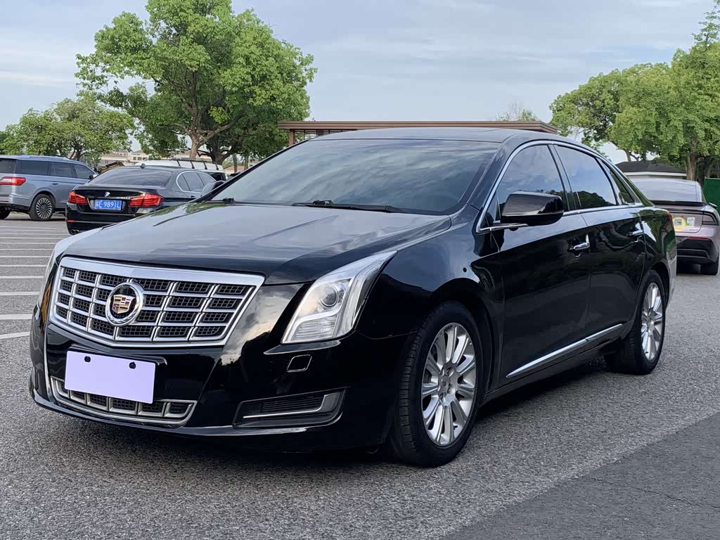 Cadillac XTS