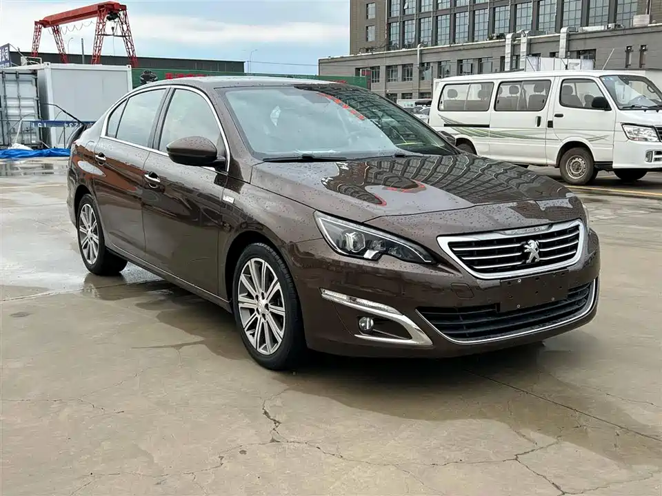Peugeot 408