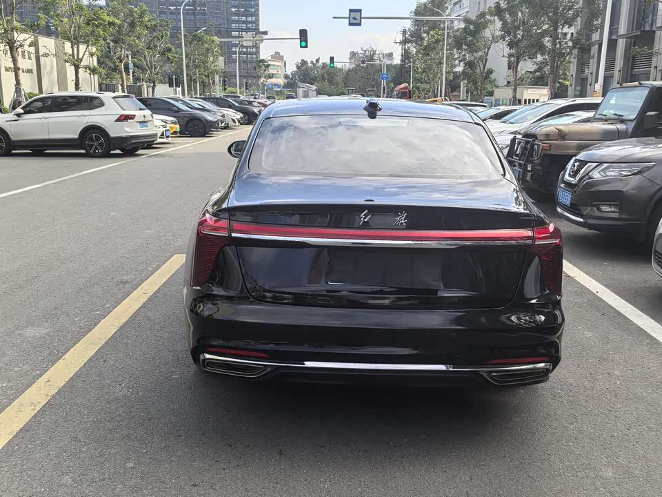 Hongqi H5