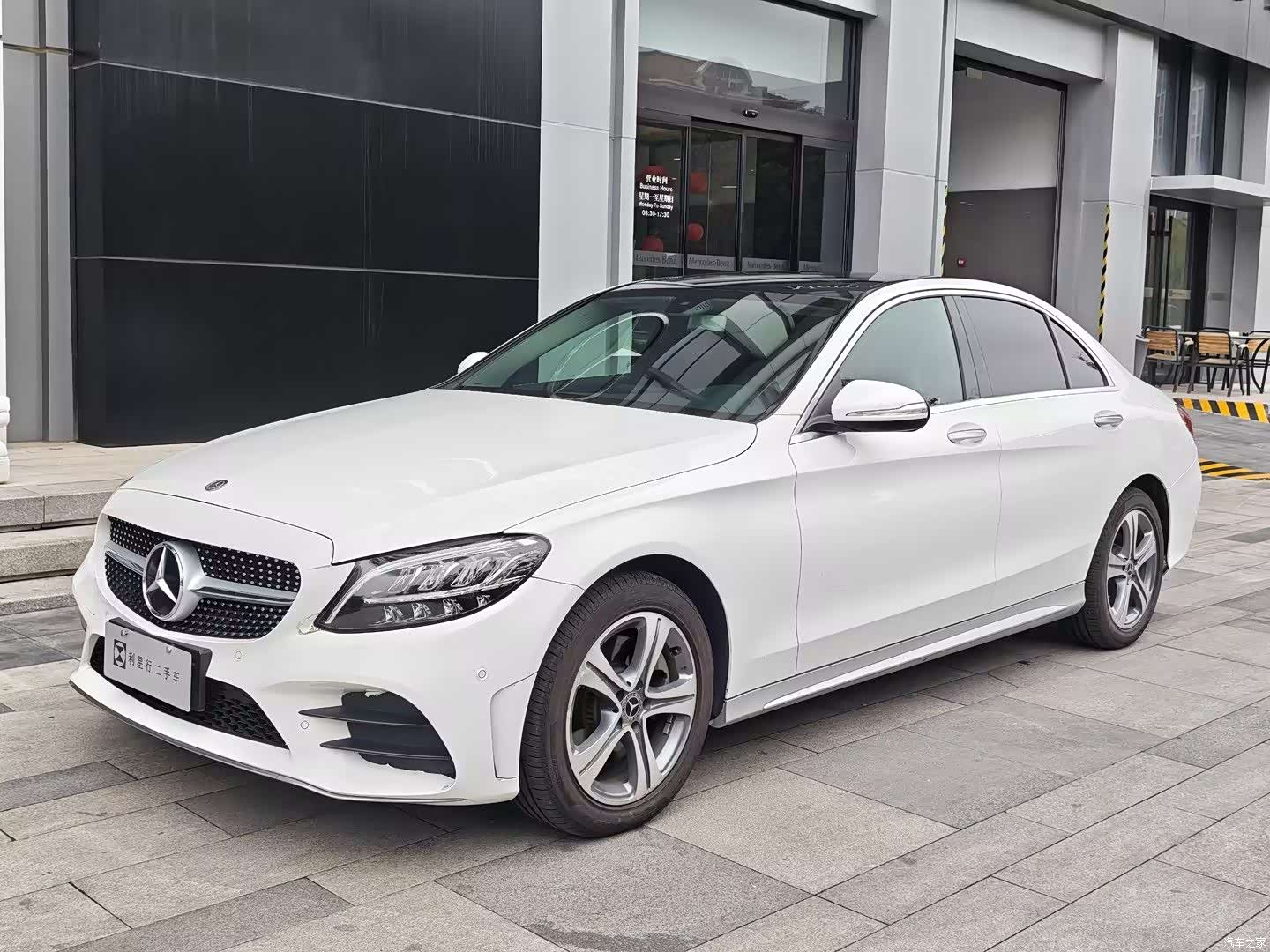 Mercedes-Benz C-Class, 2019 1