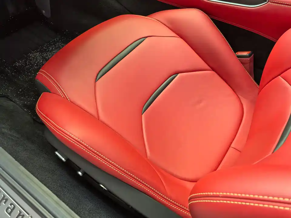 Ferrari GTC4Lusso