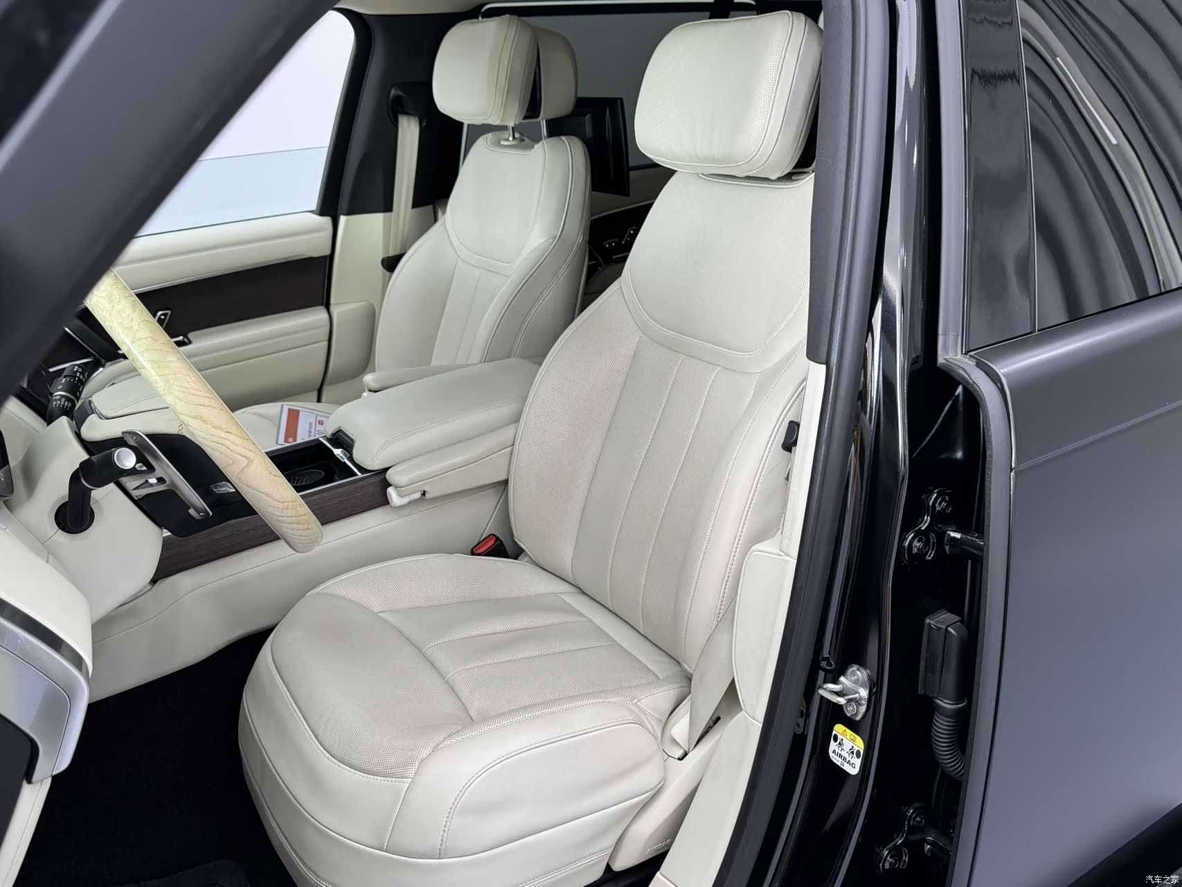 Land Rover Range Rover, 2023 17