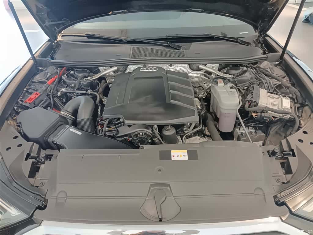 Audi A6L, 2022 9