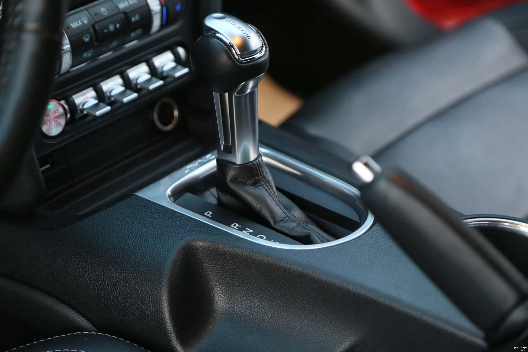 Ford Mustang, 2021 12