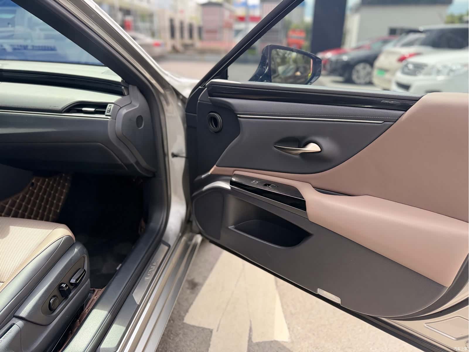 Lexus ES, 2023 26