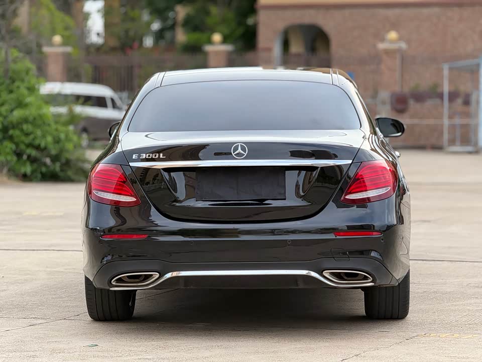 Mercedes-Benz E-class Mercedes-Benz E-class