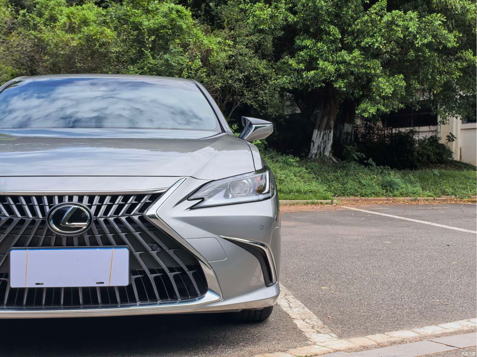 Lexus ES, 2024 15