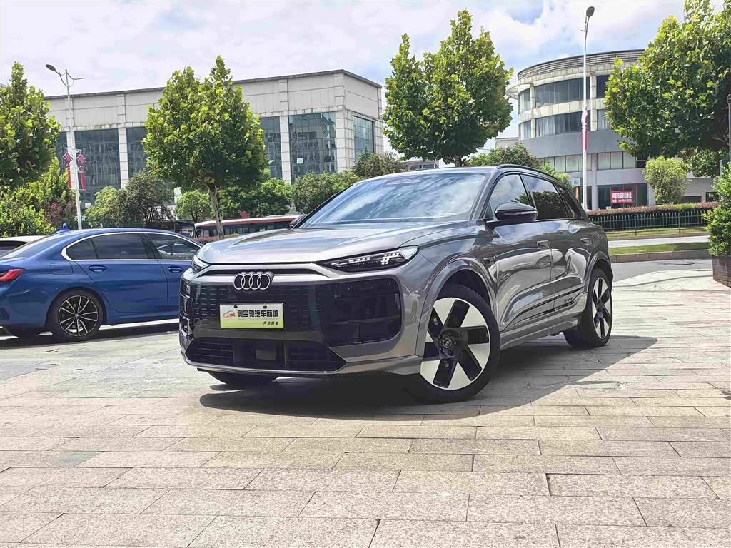 Audi Q6L e-tron
