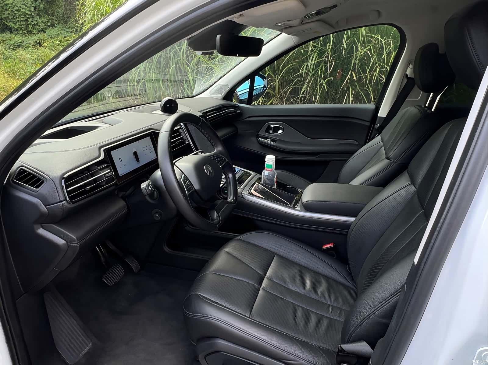 NIO ES8, 2018 7