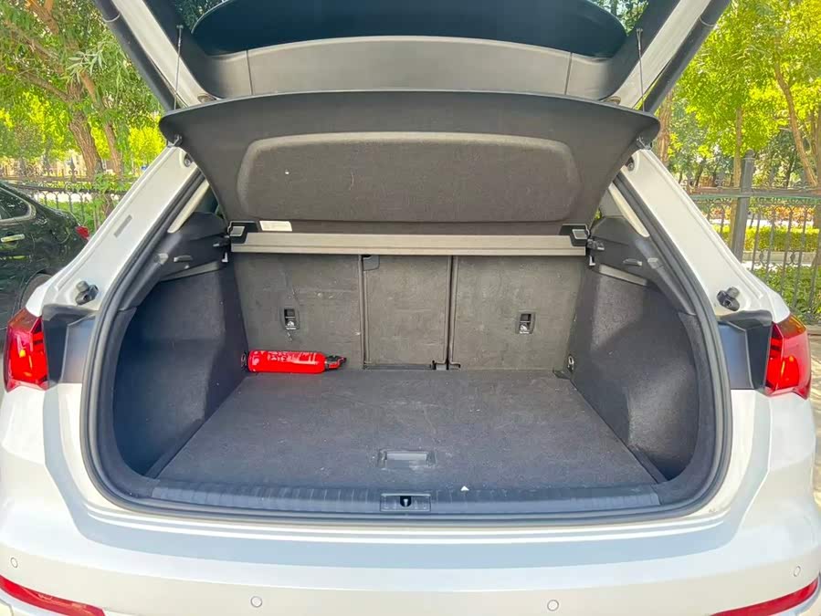 Audi Q3 2021, фото 13