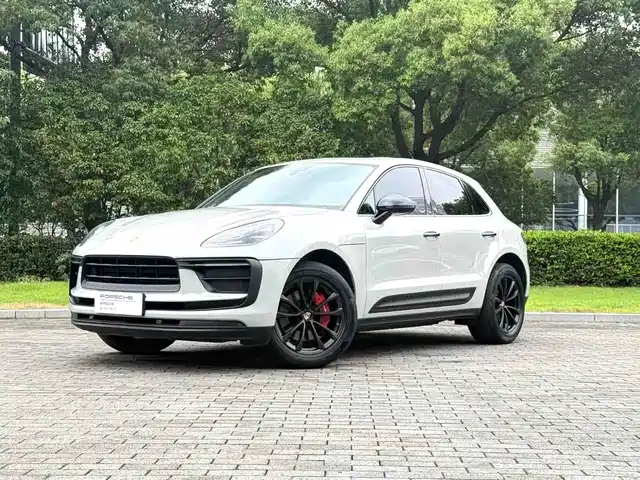 Porsche Macan 2023 — купить из Китая под заказ