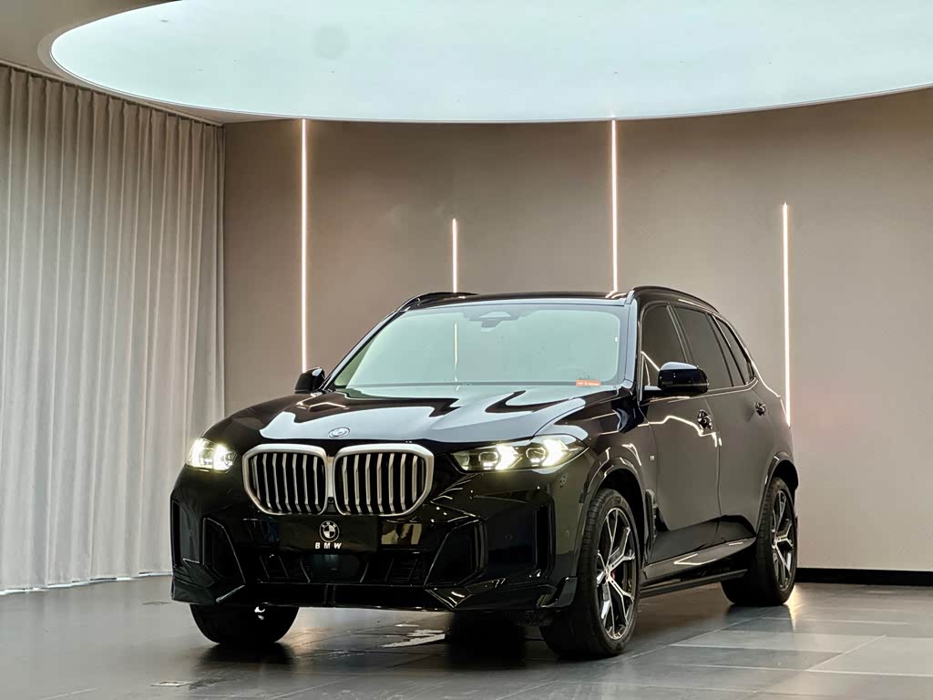 BMW X5 2026 xDrive 30Li Premium M Sport