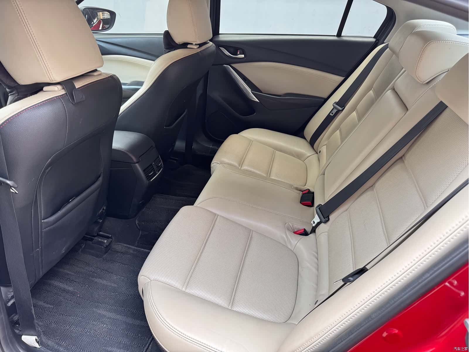 Mazda Atenza, 2013 6