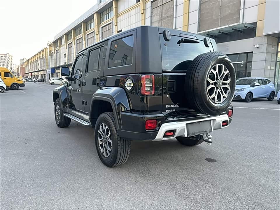 Beijing BJ40