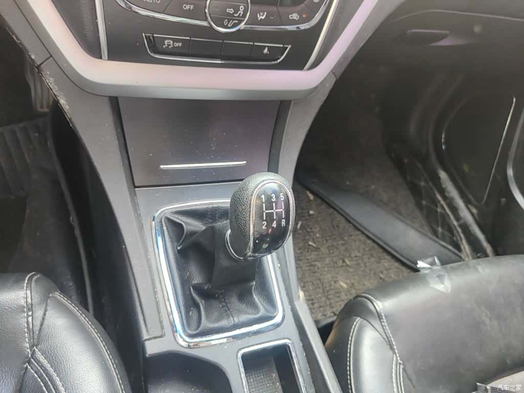 Geely Emgrand, 2016 21