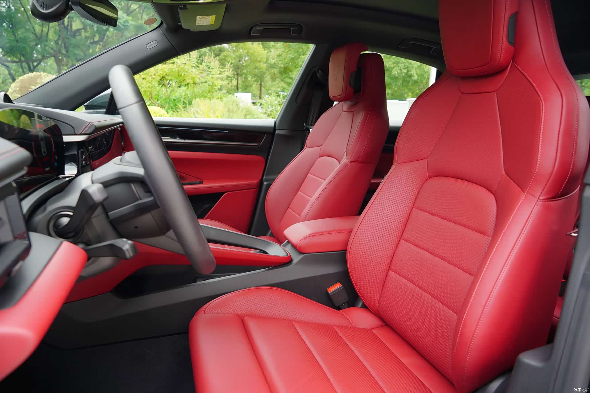 Porsche Macan, 2026 13