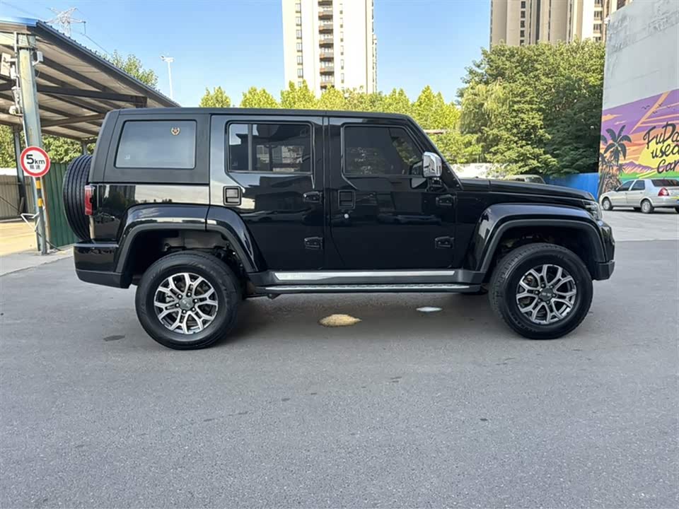 Beijing BJ40
