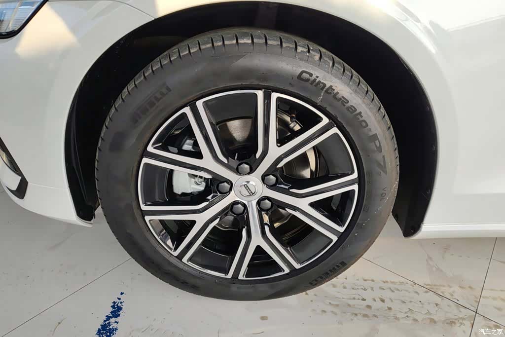 Volvo S60, 2026 6