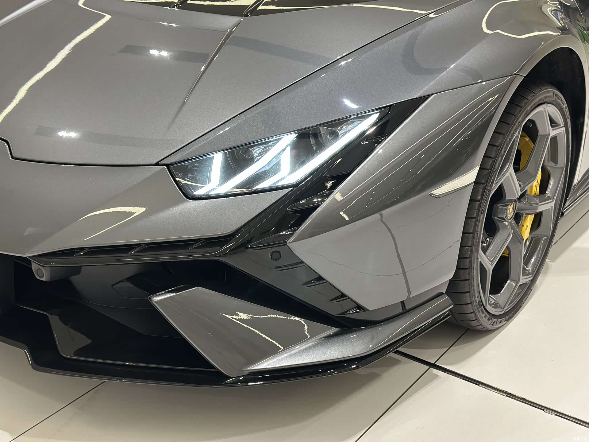 Lamborghini Huracán, 2024 4