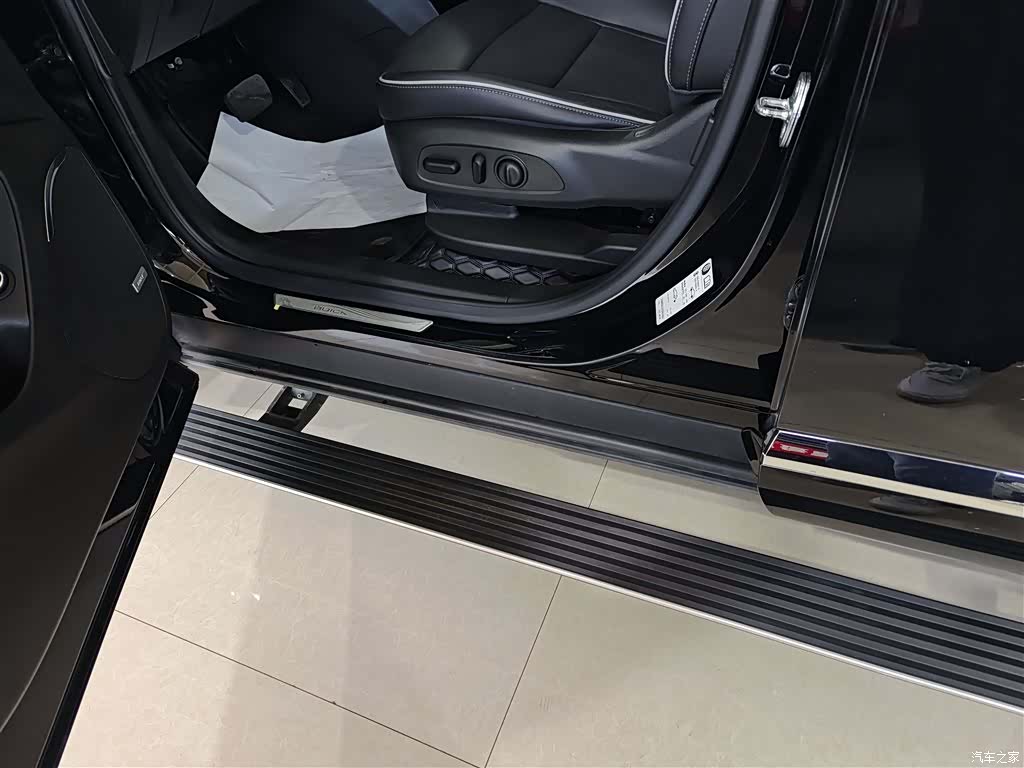 Buick Enclave, 2023 15