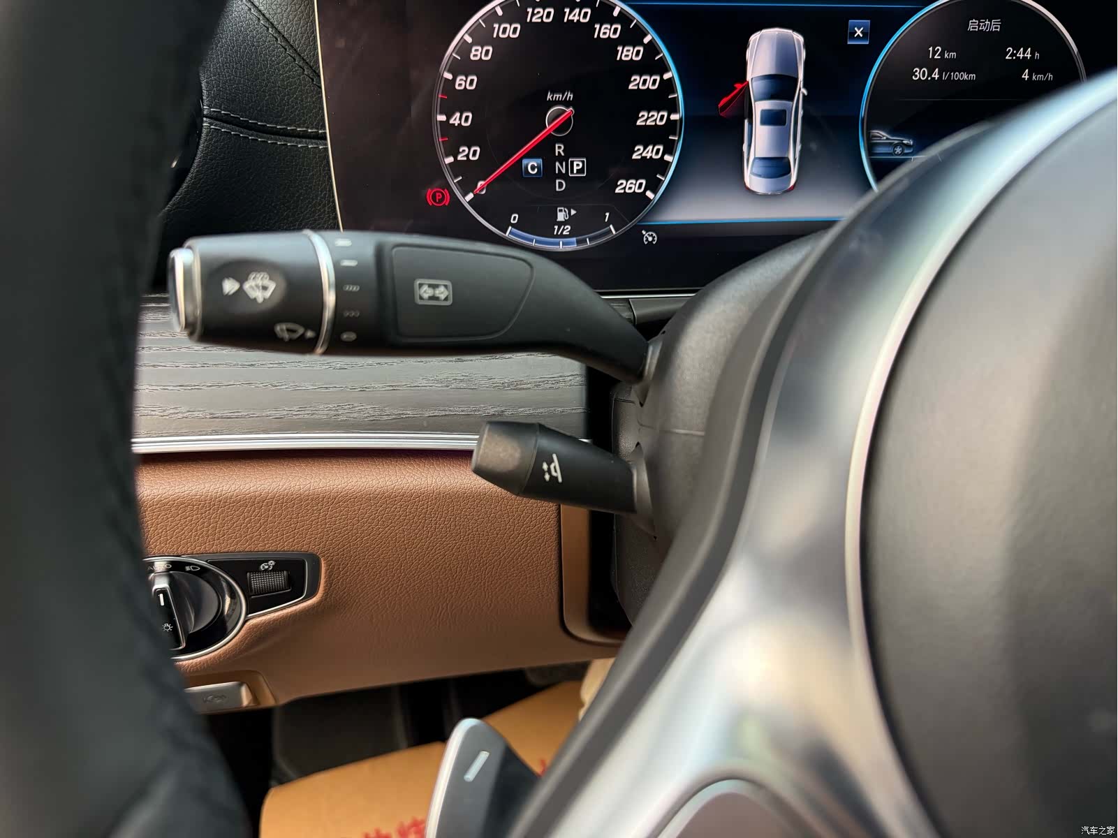 Mercedes-Benz E-Class, 2019 14