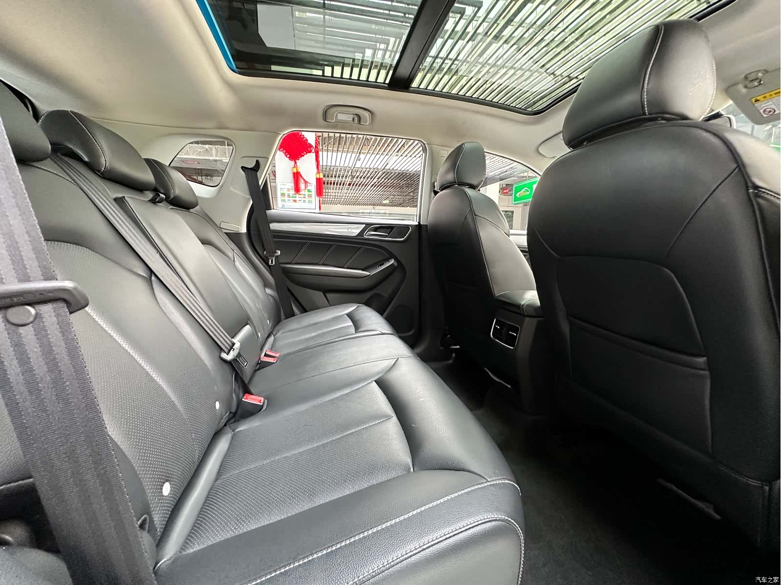 Roewe RX5, 2016 10